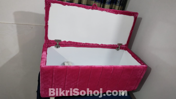 Storage sufa Divan step Design